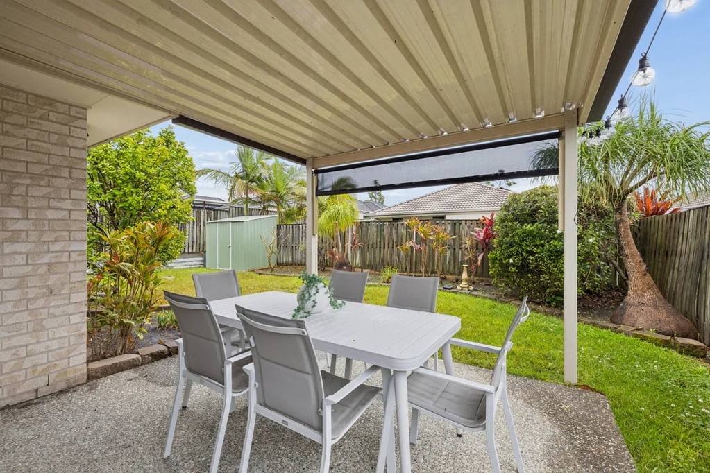Pacific Pines 4房  Prime Pacific Pines Position: Vacant 4-Bed Lowset Opposite Nature Reserve