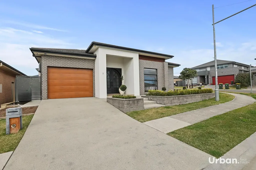 Leppington 4 Bedroom Modern Comfort and Sophisticated Family Living on 526sqm