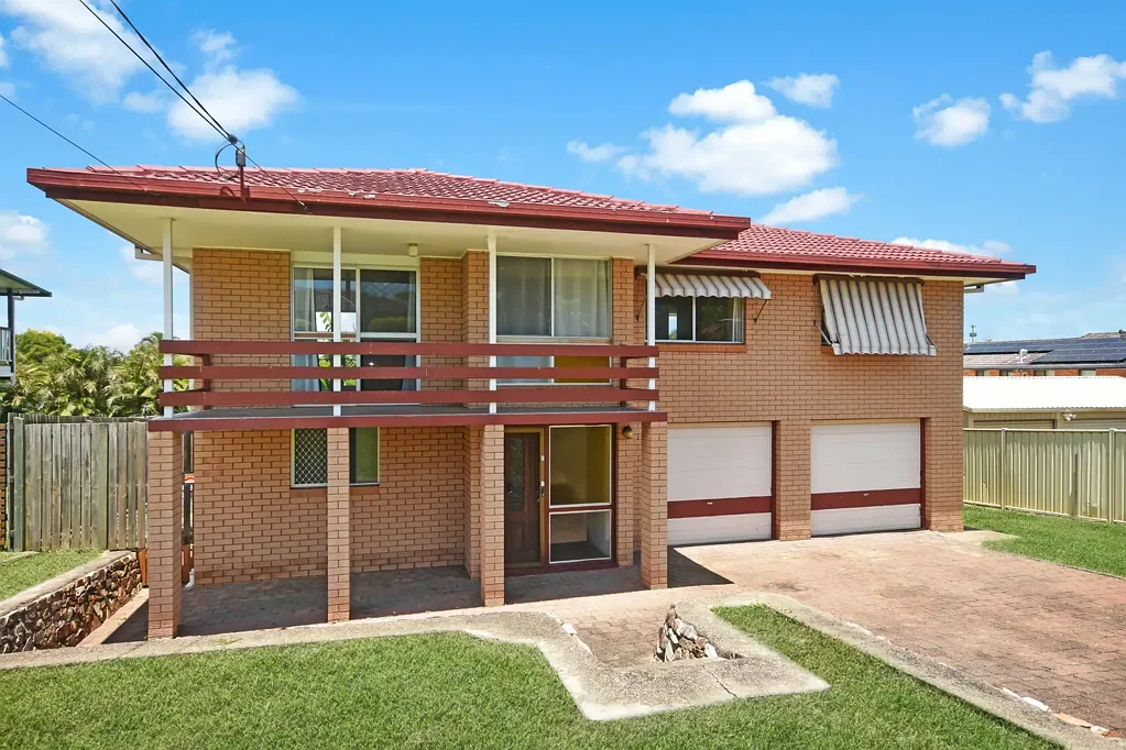 Charming 3 Bedroom Home with Spacious Backyard & double shed
