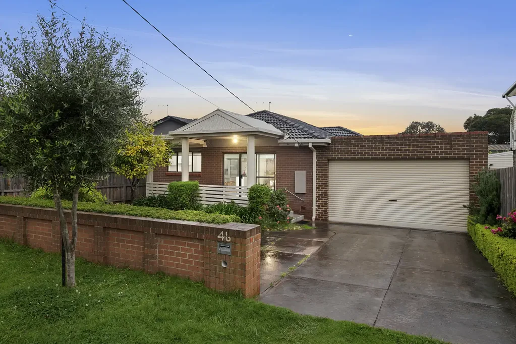 Dromana 3Kwarto Endless Potential in a Convenient Dromana Location