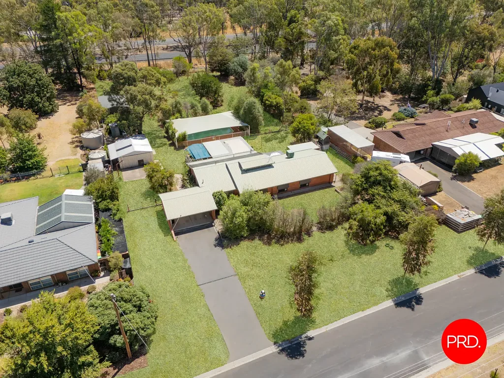 12 McInnes Street, Big Hill, VIC 3555