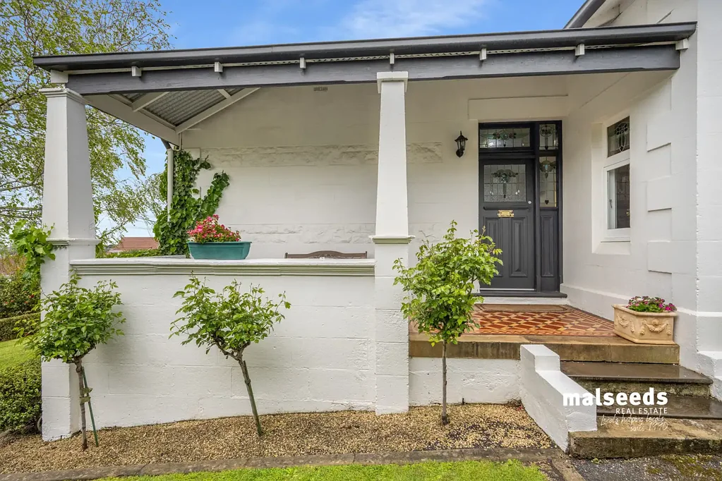 Mount Gambier 3ਬੈੱਡਰੂਮ Character, Comfort & Lifestyle in Mount Gambier's Dress Circle