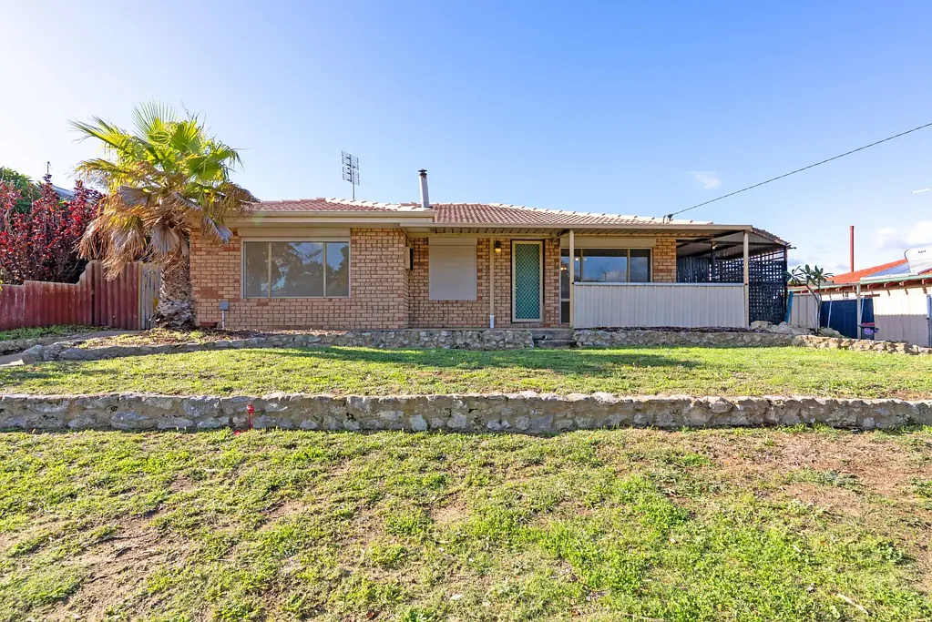 Two Rocks 4Moenga 56 Whitfield Drive, Two Rocks - SEEKING ABSOLUTELY ALL OFFERS!