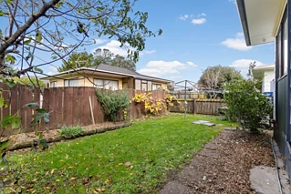 1/128 Bruce McLaren Road, Henderson, Henderson, Waitakere City