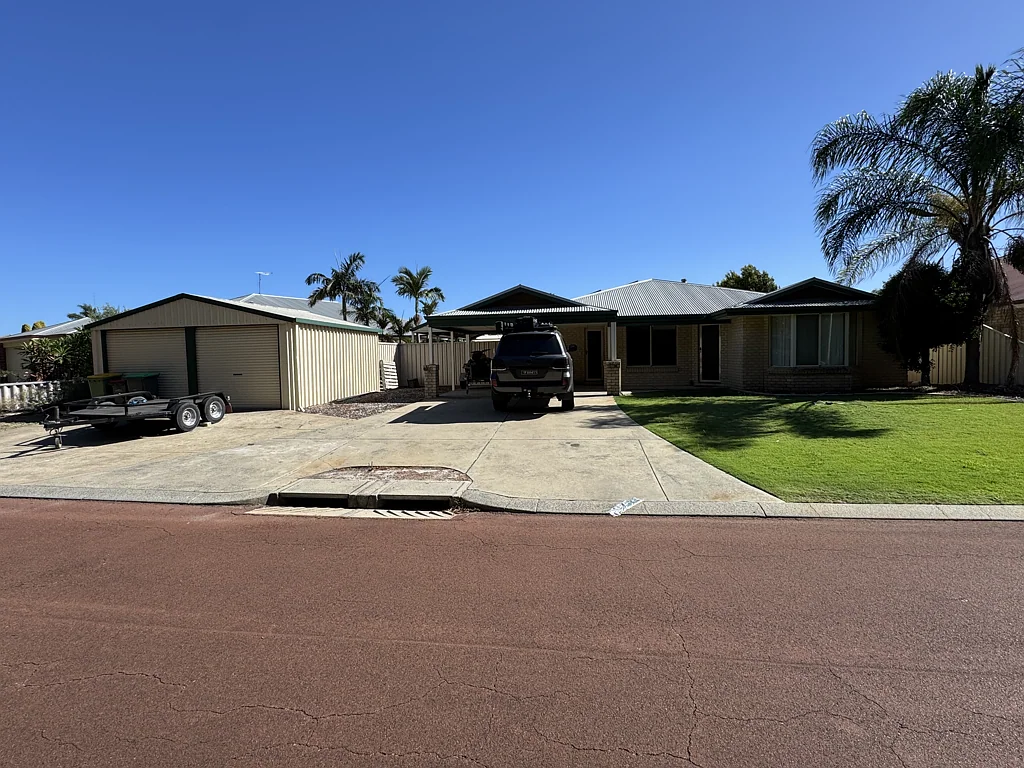 Eaton 4બેડરૂમ Beautiful Family Home in Quiet Cul-De-Sac