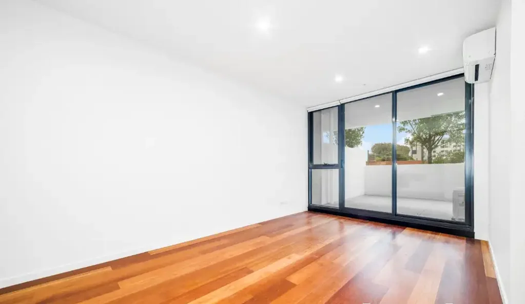 Elegance & practicality Two-Bedroom Apartment in Box Hill