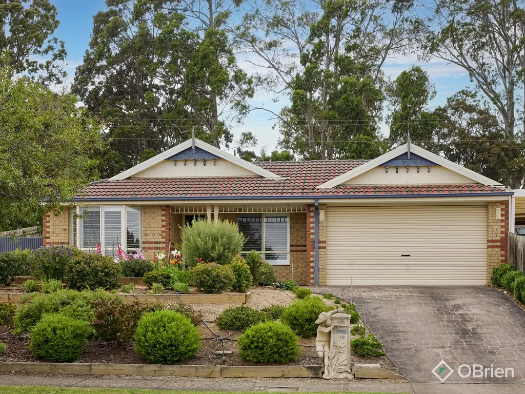 10 Claudia Crescent, Drouin, VIC 3818