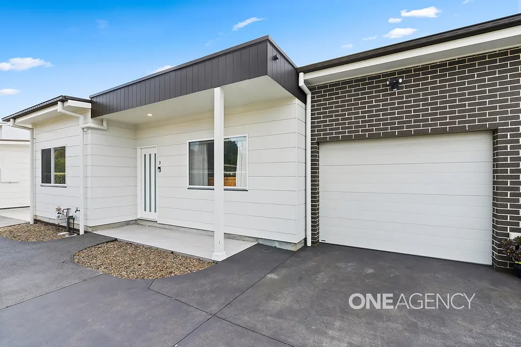 Albion Park 3房  STYLISH SINGLE-LEVEL VILLA