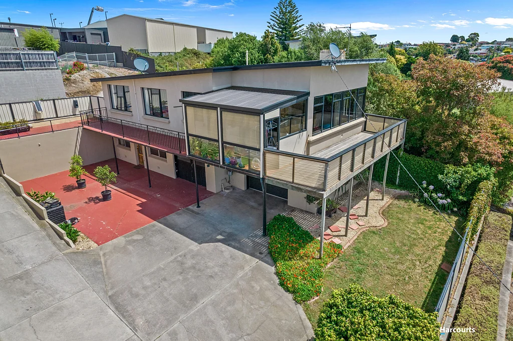 1/185 Steele Street, Devonport, TAS 7310
