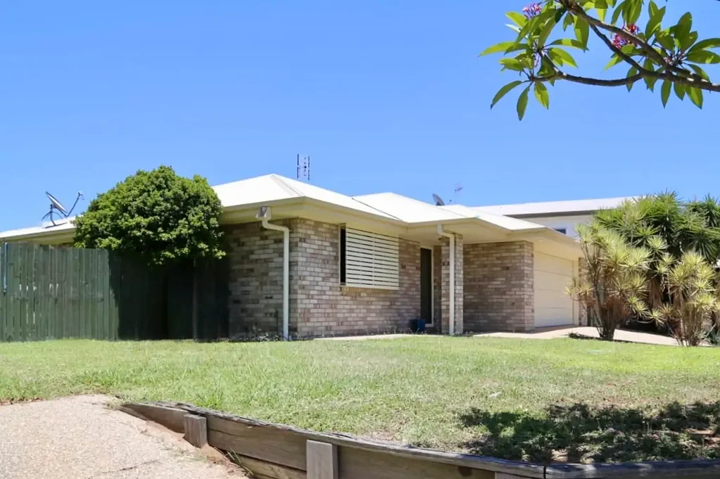 39 HANNAY Street, Moranbah, QLD 4744