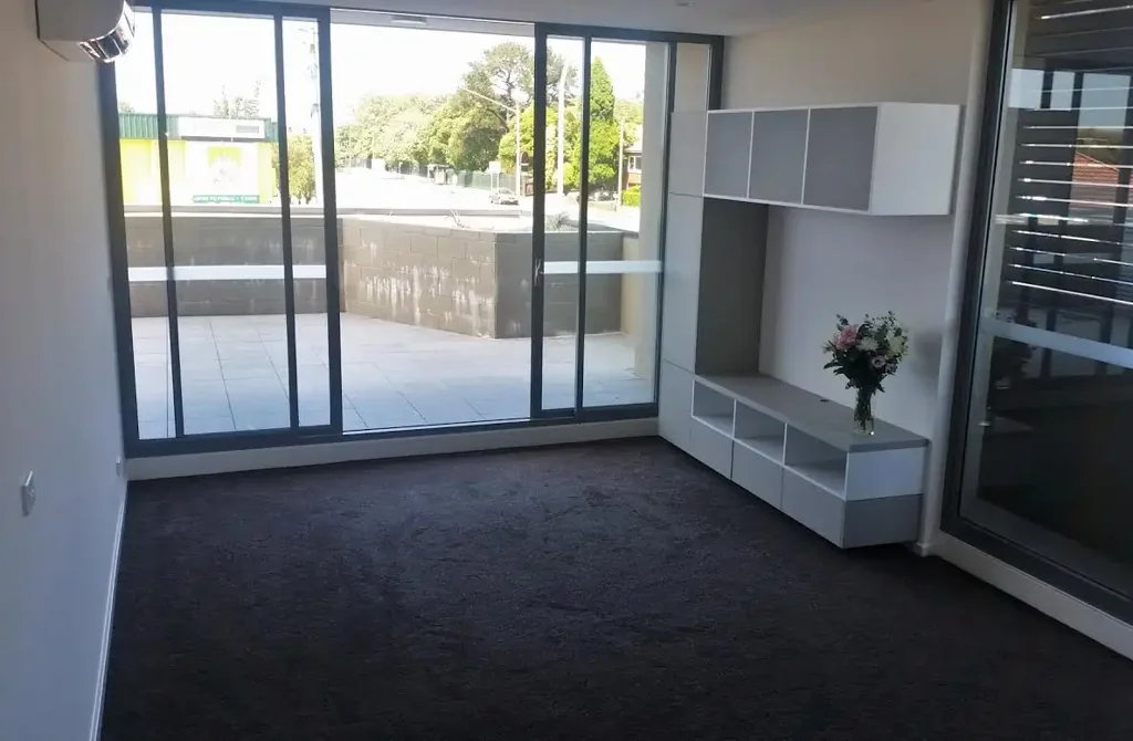Sunny - Prime Location One Bedroom Apartment