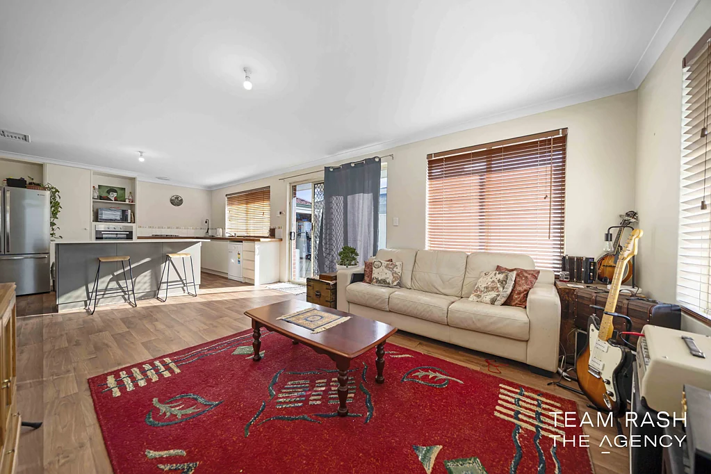 3 Oriole Gardens, Bennett Springs, WA 6063
