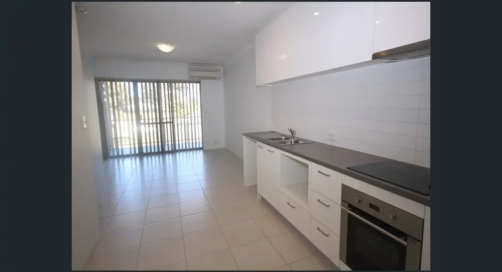 TRENDY UNIT WITH APPLIANCES INCLUDED