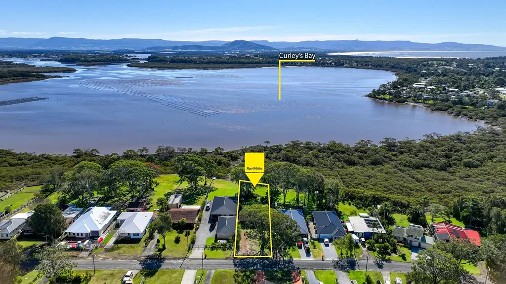 Culburra Beach 3 Bedroom Bayfront Opportunity - Renovate, Extend or Build on a 1416sqm block