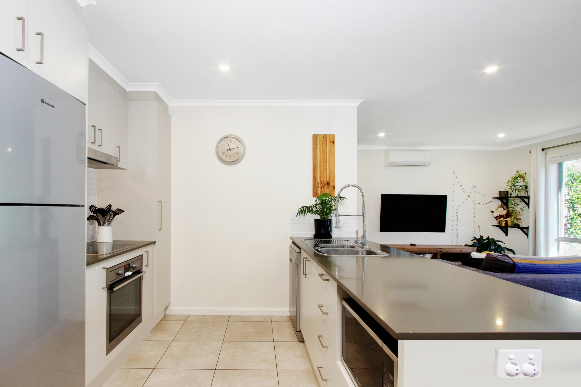 KARDIA UNIT 5 2 KEN TRIBE ST, COOMBS ACT 2611, 0 Bedrooms, 0 Bathrooms, Townhouse