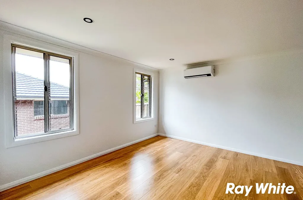 TWO BEDROOM HOUSE WITH CAR SPACE