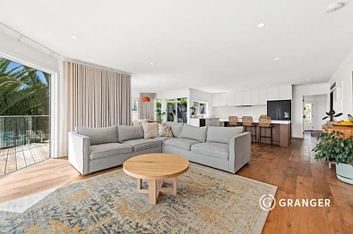 ਰਹਿਣ ਵਾਲਾ ਕਮਰਾ - 10 Troon Road, Rosebud, VIC 3939