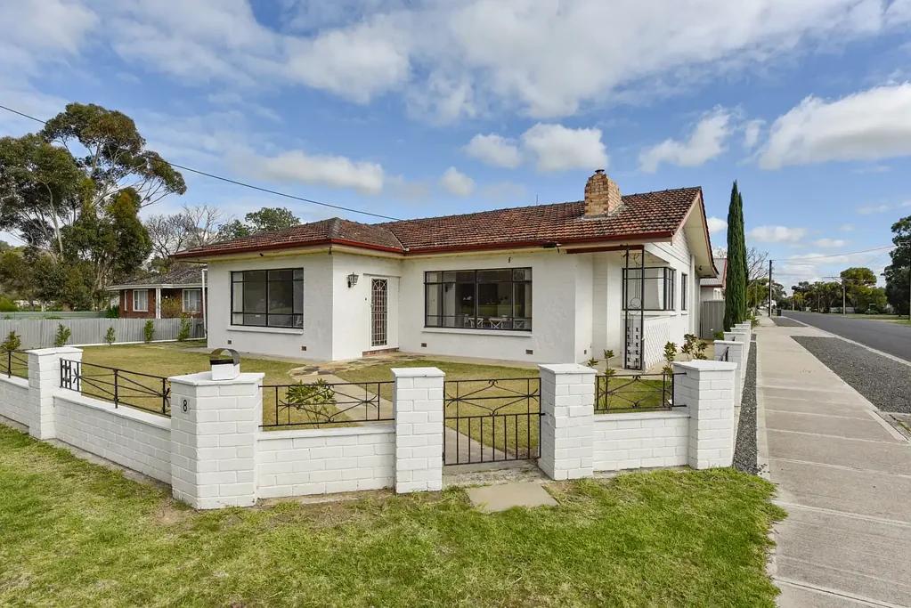 Keith 3कमरा Tastefully Renovated - Fantastic Location