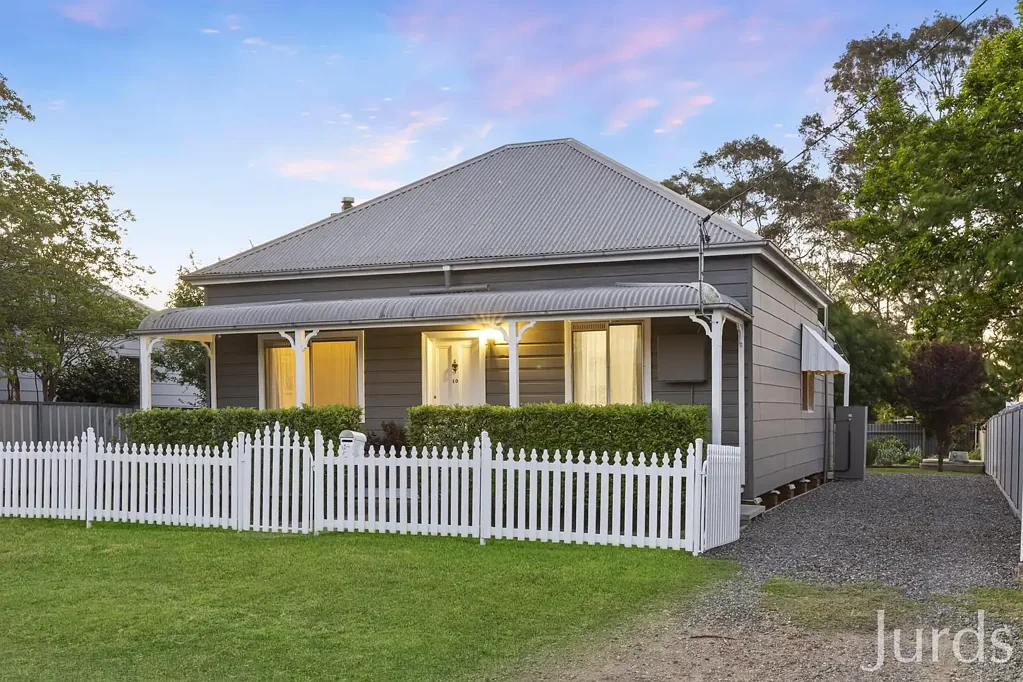 North Rothbury 3ਬੈੱਡਰੂਮ Classic Cottage Charm with Exceptional Shedding & Rear-Lane Access