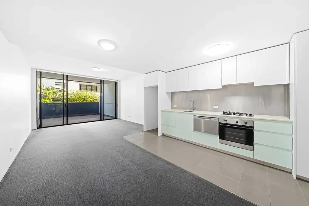Modern & Spacious One Bedroom Apartment