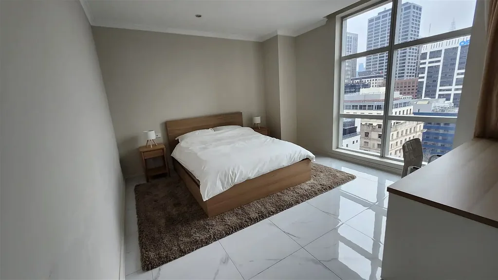 Newly furnished studio in the CBD