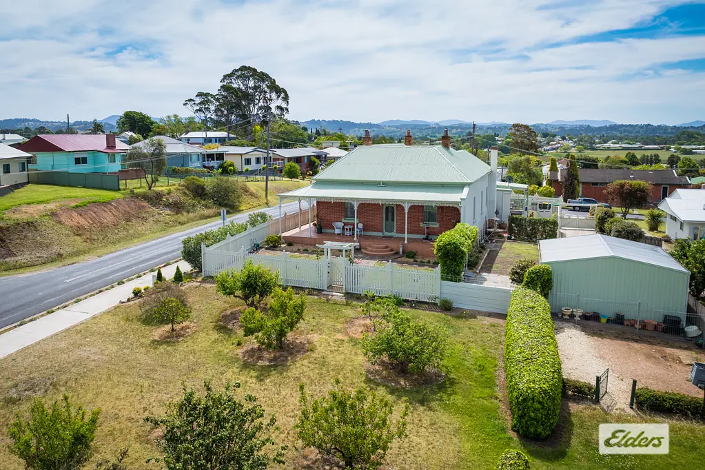 Bega 3 Bedroom Old World Charm