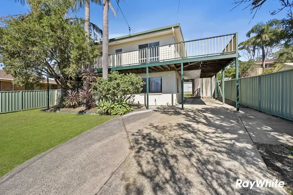 Ulladulla 4房  Coastal Living with Endless Potential