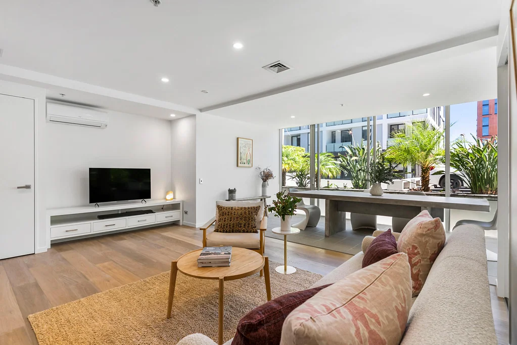 Auckland Central 1房  Owner Wants it Gone: Modern Lighter Quay
