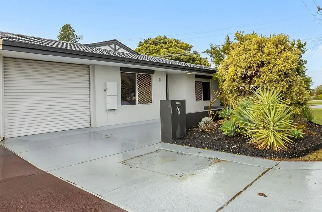 8 Macquarie Avenue, Padbury, WA 6025