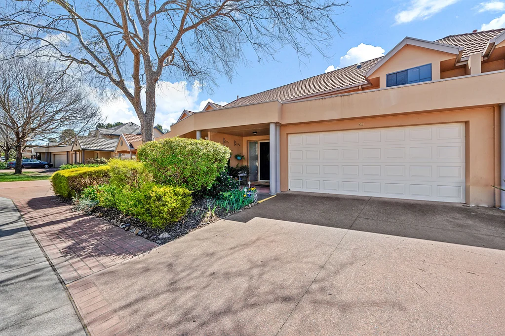 40/50 Ellenborough Street, Lyneham, ACT 2602