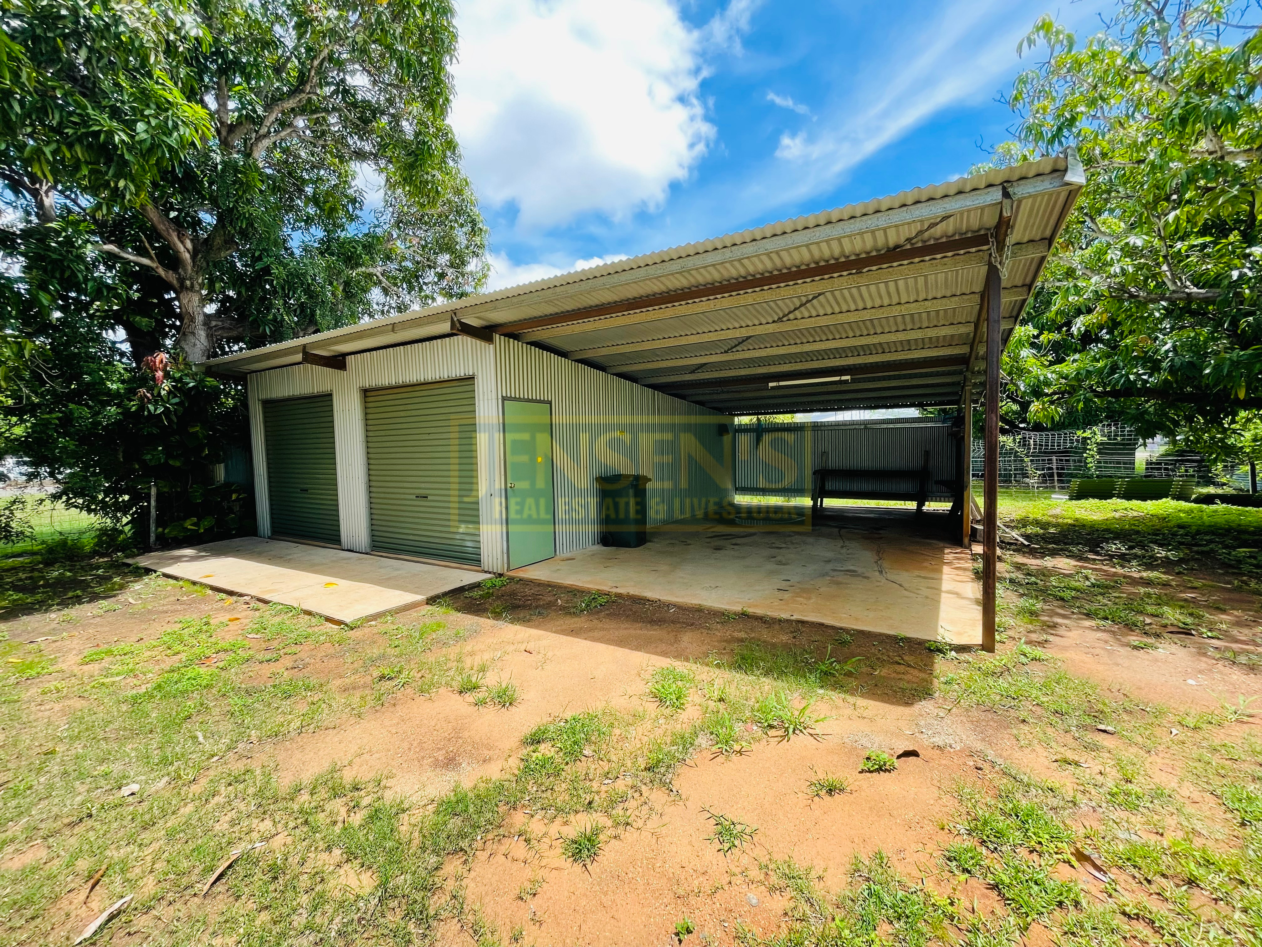 3 PARK ST, CHARTERS TOWERS CITY QLD 4820, 0 habitaciones, 0 baños, House