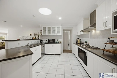 9 Reid Court, Yass, NSW 2582, 5 slaapkamers, 2 badkamers, House