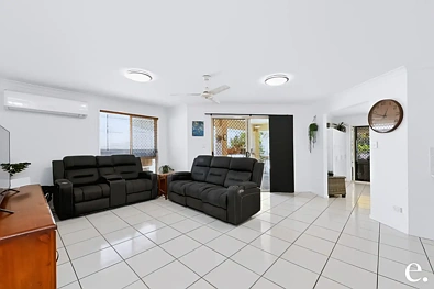 15 Brook Side Close, Yeppoon, QLD 4703, 4 Schlafzimmer, 2 Badezimmer, House