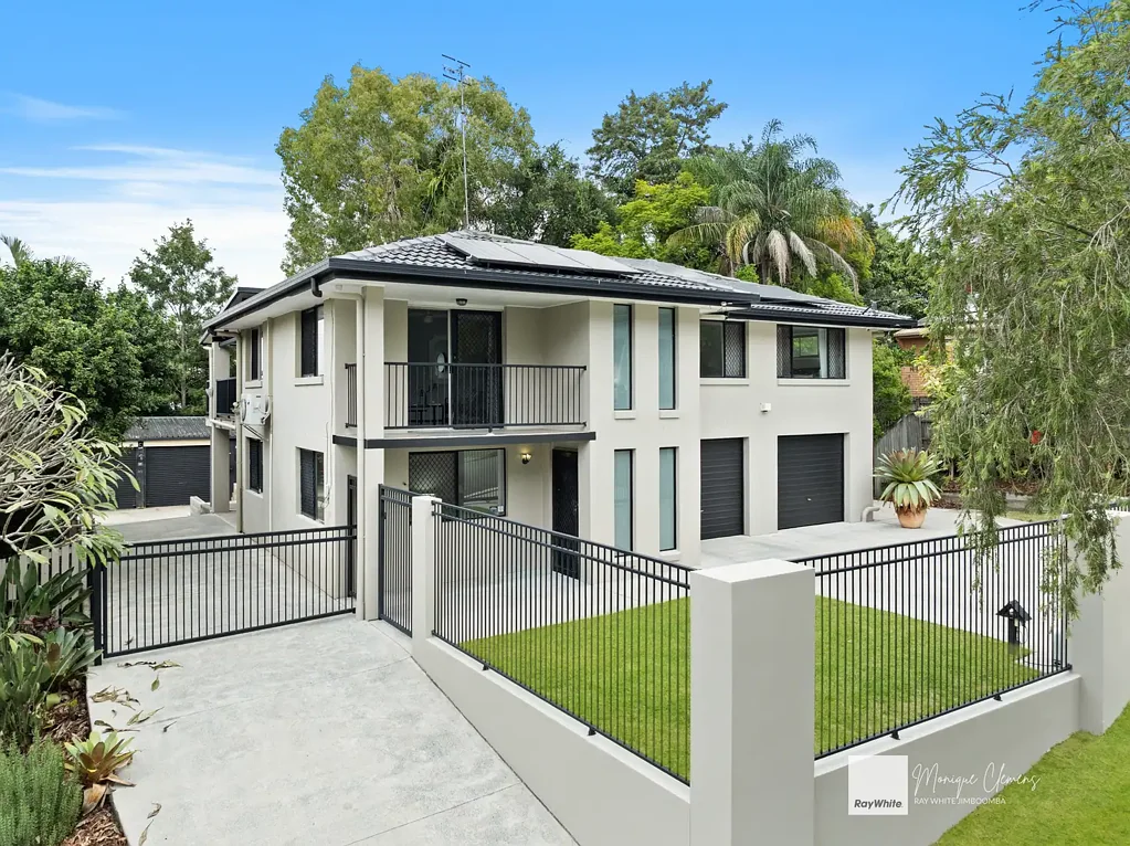 Daisy Hill 3कमरा Large Home, Dual access, Shed and ready to go!