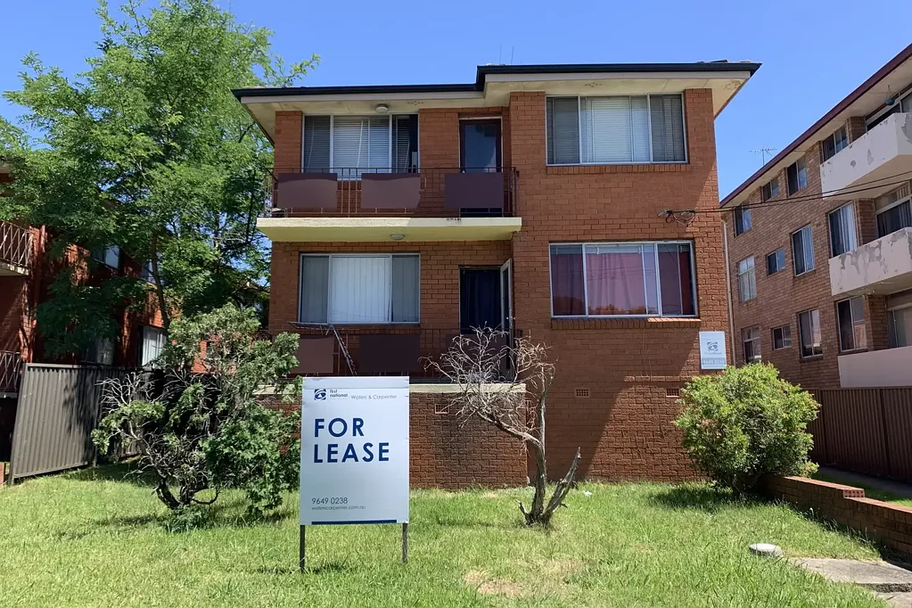 Spacious 2 Bedroom Unit