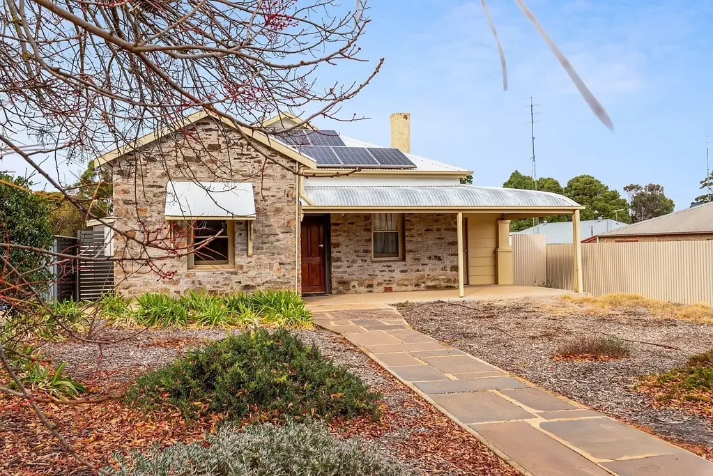 24 Kingston Street, Burra, SA 5417