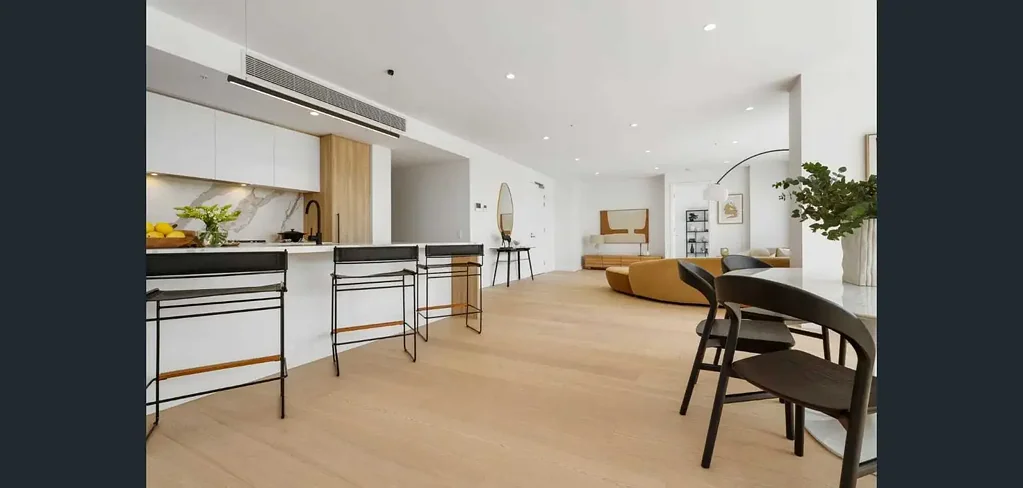 NEW LUXURY 210sqm Modern Living