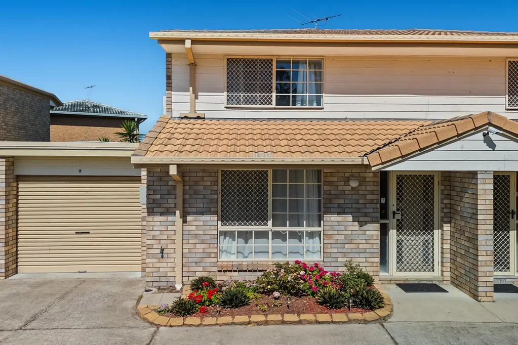 Beenleigh 2 Bedroom Easy-Care Townhouse Living with More Than You'd Expect