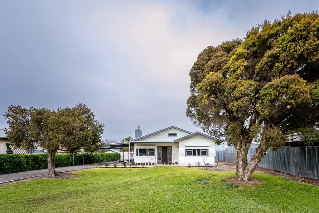 Naracoorte 4房  Nothing left to do - Perfect Investment!