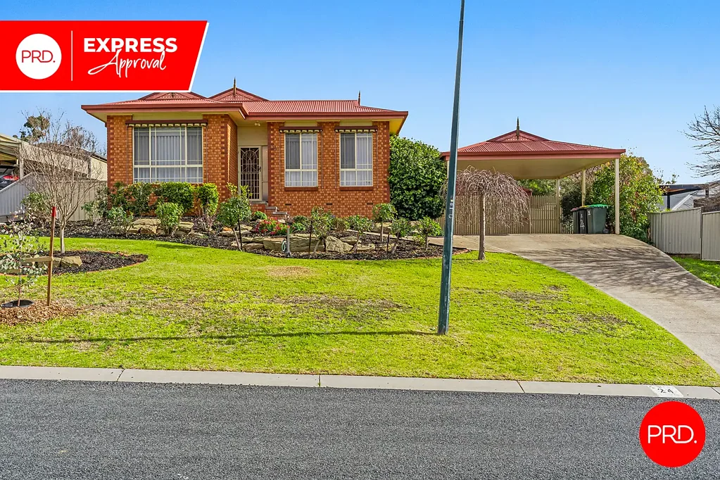 Modern, spacious, excellent location!
