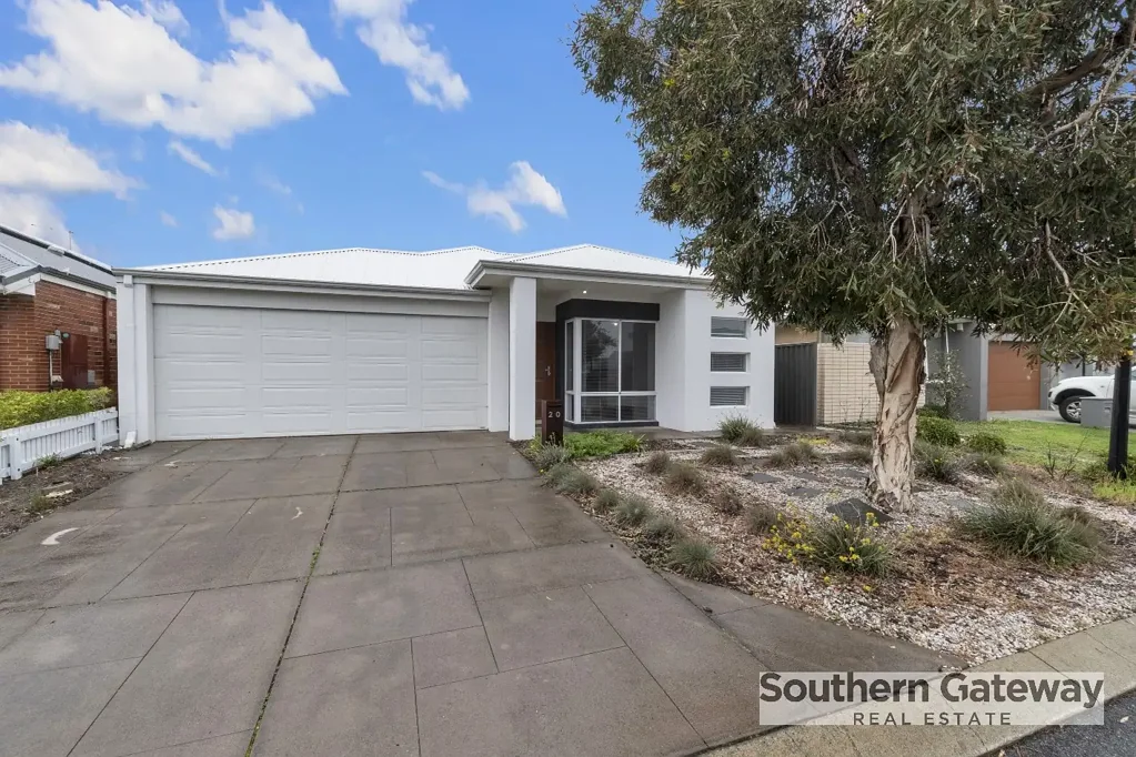 Wellard 4 Bedroom SPACIOUS FAMILY LIVING IN A PRIME WELLARD LOCATION