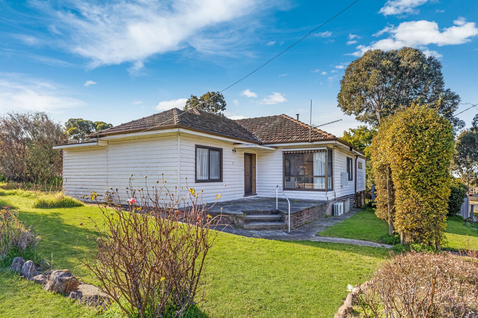 1 BUCKLEY ST, LONG GULLY VIC 3550, 0房, 0浴, House