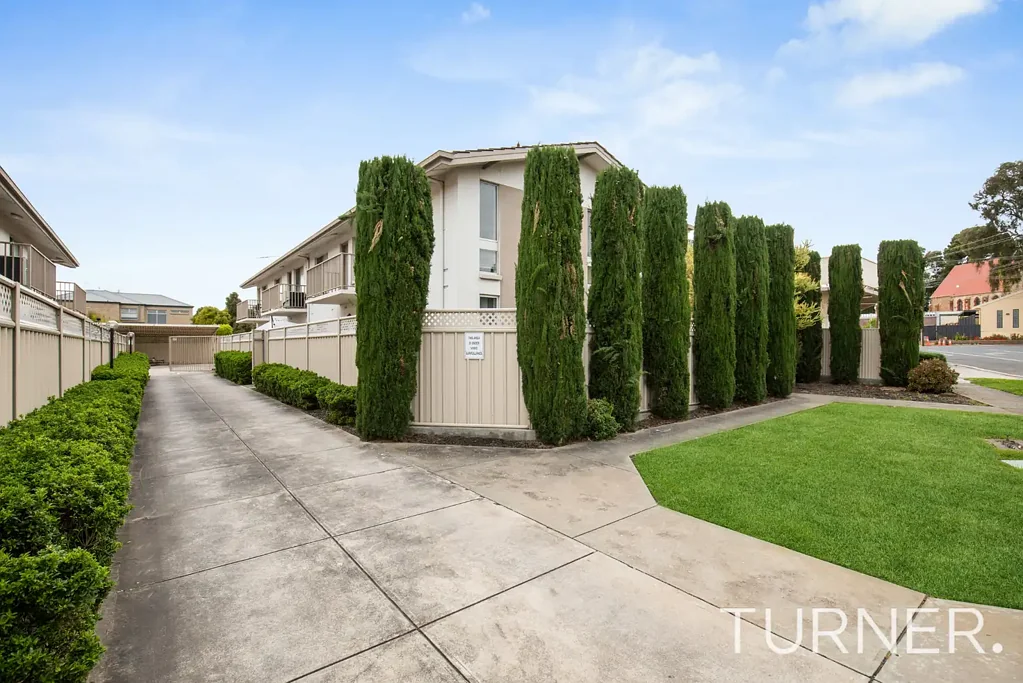 2-Bedroom Unit in a Super Convenient Location