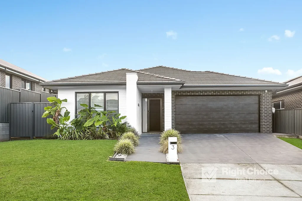 3 Gower Street, Calderwood, NSW 2527