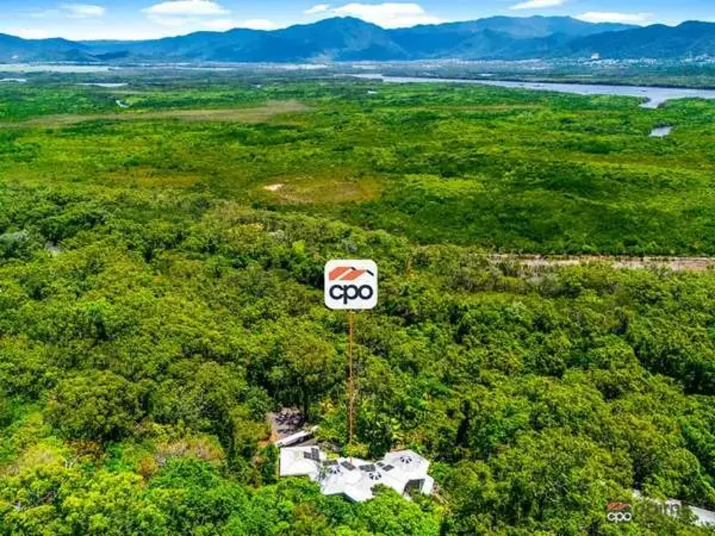 14 Pine Creek Yarrabah Road, East Trinity, QLD 4871
