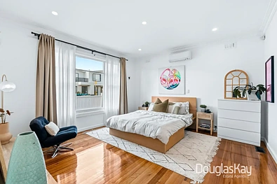 1 Walsh Street, Sunshine North, VIC 3020, 3 slaapkamers, 2 badkamers, House