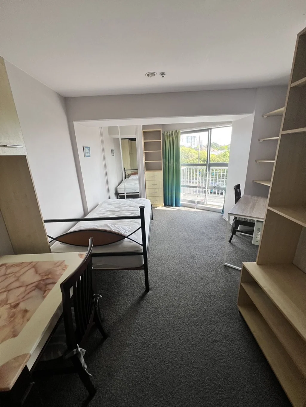 Auckland Central 1 Bedroom Fully Furnished City Studio with Tenant & Balcony