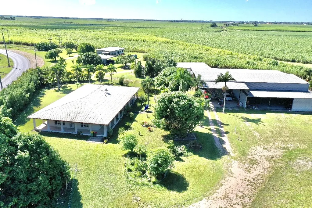 261 Sexton  Highway, Brandon, QLD 4808