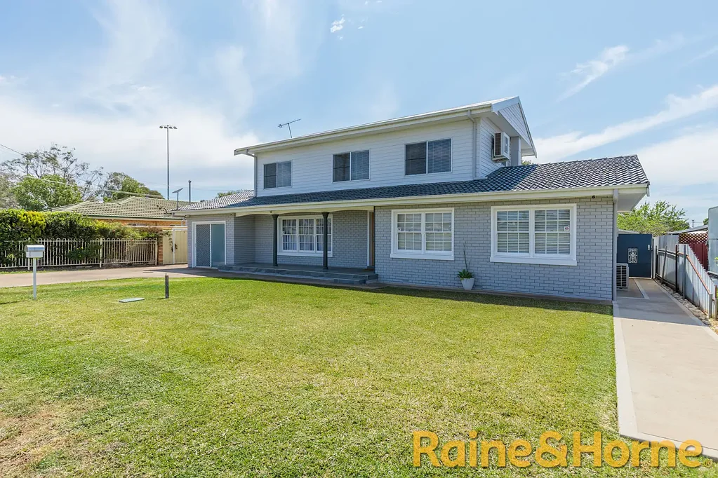 11 Bent Street, Dubbo, NSW 2830