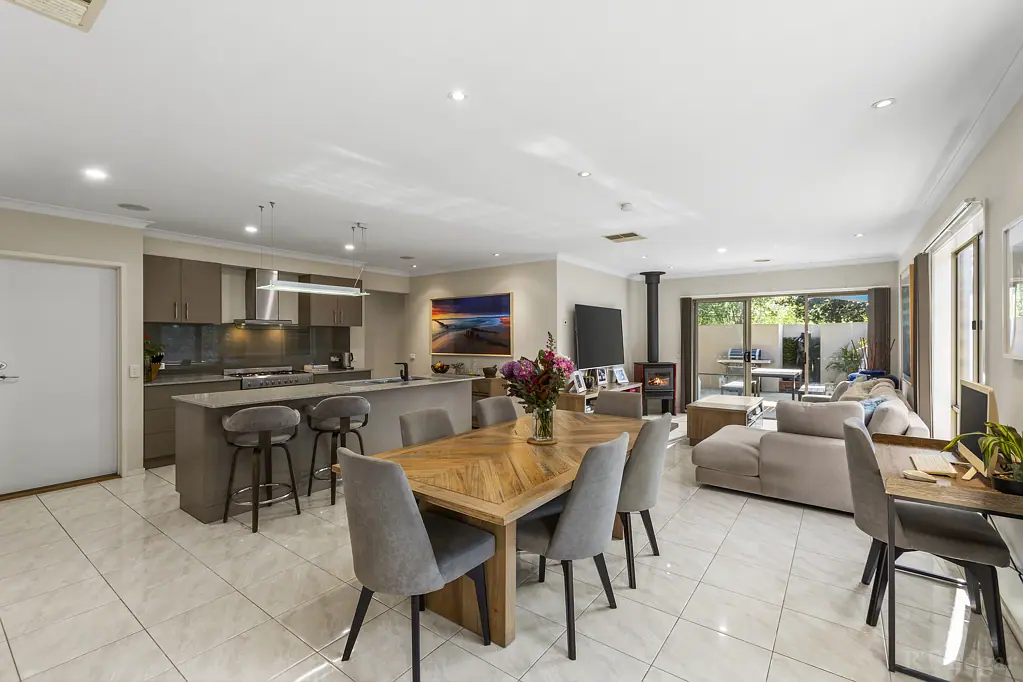 6 Pollard Drive, Leopold, VIC 3224